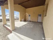 Casă spațioasă 320 mp, teren 1207 mp, central în Pesac 