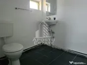 Spatiu comercial, cu locuinta, in Curtici