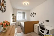 Apartament nou, 3 camere, echipat, balcon, etaj2, parcare su