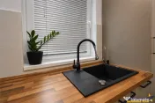 Apartament nou, 3 camere, echipat, balcon, etaj2, parcare su