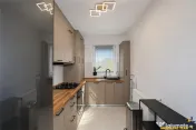 Apartament nou, 3 camere, echipat, balcon, etaj2, parcare su