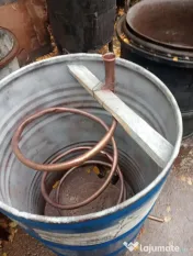 Vand cazan de tuica din cupru de 60 litrii,in stare foarte buna,complect 