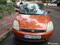 Ford Fiesta 2004, benzina, 1200 euro negociabil 