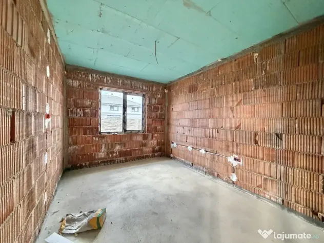 Casa individuala, 4 camere, 100mp utili, 533mp teren in Sanm - Sanmihaiu Roman (Timis)