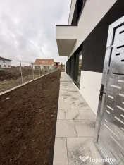 Duplex P+1E cu supanta, model deosebit, 4 camere, 4 bai - Du 