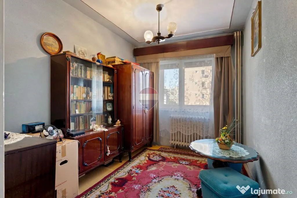 Apartament 4 camere | Aurel Vlaicu | Arad - Arad (Arad)