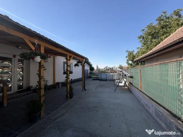 Casa individuala 5 camere, 173mp utili, 1159mp teren in Utvi - Utvin (Timis)