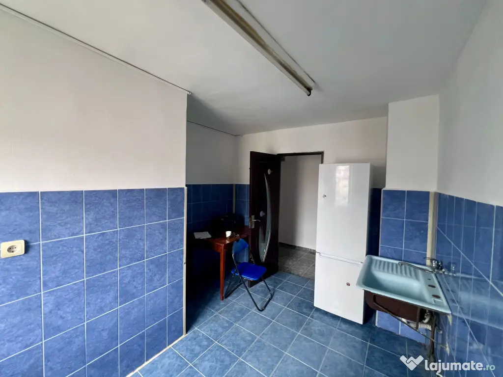 Apartament spatios, 3 camere, decomandat, 65 mp utili - Mod - Timisoara (Timis)