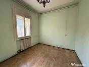 Apartament 3 camere, 72mp, etaj 1, 400m teren, garaj propriu