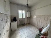 Apartament 3 camere, 72mp, etaj 1, 400m teren, garaj propriu