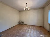Apartament 3 camere, 72mp, etaj 1, 400m teren, garaj propriu