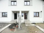 Duplex 4 camere central Mosnita Veche
