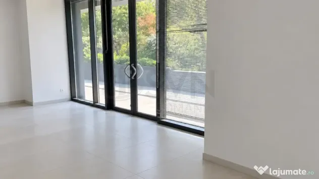 Spațiu comercial l 158 mp utili l Vitrina 20 ml - Bucuresti (Bucuresti-Ilfov)