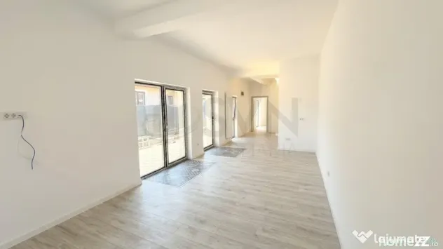 Casa eleganta I vedere exceptionala cu acces rapid pe Barbu Vトツトビescu - Bucuresti (Bucuresti-Ilfov)