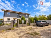 Duplex de vanzare Sanandrei, 3 camere, teren 264 mp