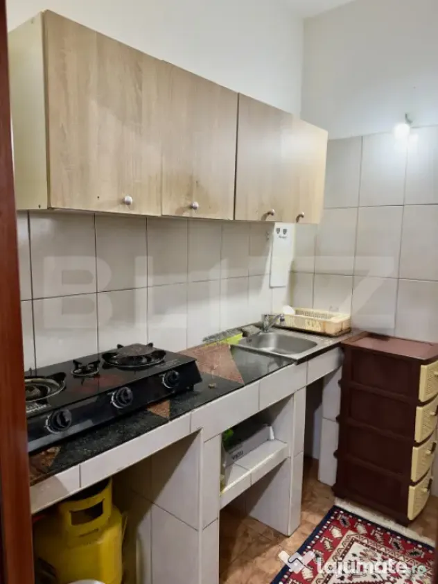 Garsonieră de închiriat | Zona Metrom - Brasov (Brasov)