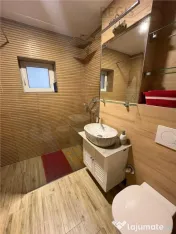 Apartament de cu 4 camere zona Racadau 