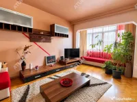 Apartament cu 2 camere decomandate etaj intermediar zona Vas 