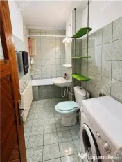 Apartament cu 2 camere decomandate etaj intermediar zona Vas 