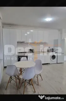 Apartament cu 2 camere de vânzare în Mamaia Nord