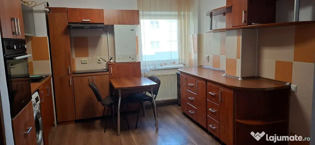 Apartament 2 camere vis-a-vis Metro Obcini - Suceava (Suceava)