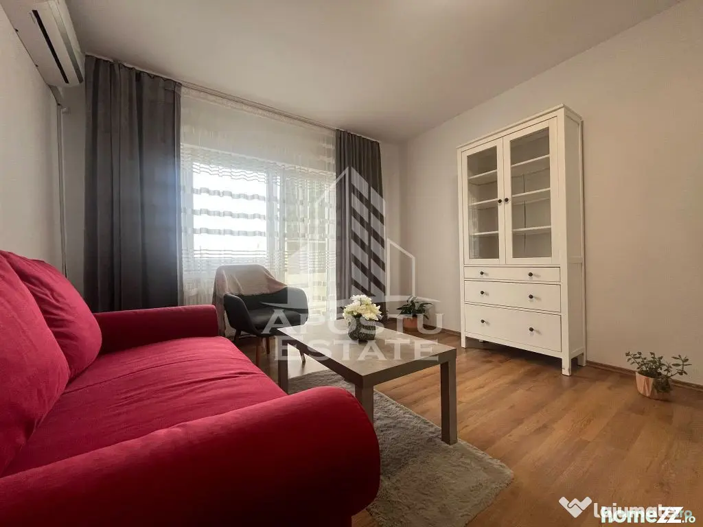 Apartament 2 camere, zona Confectii - Arad (Arad)
