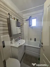 Apartament cu living openspace si 2 camere decomandate 