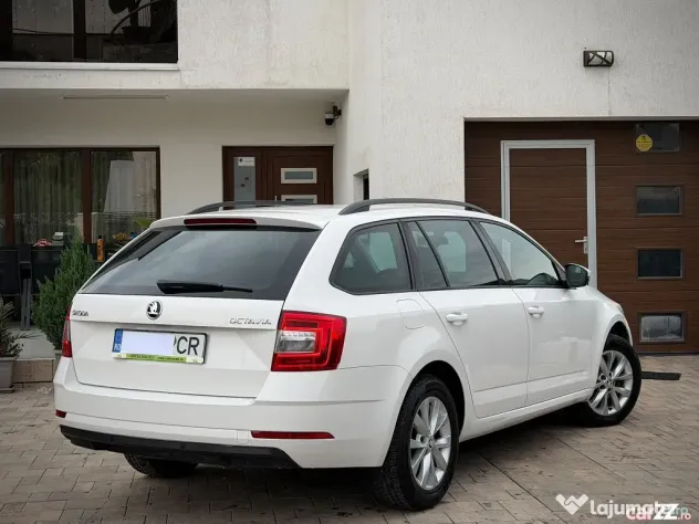 Skoda Octavia *Benzina*Automata - Pitesti (Arges)