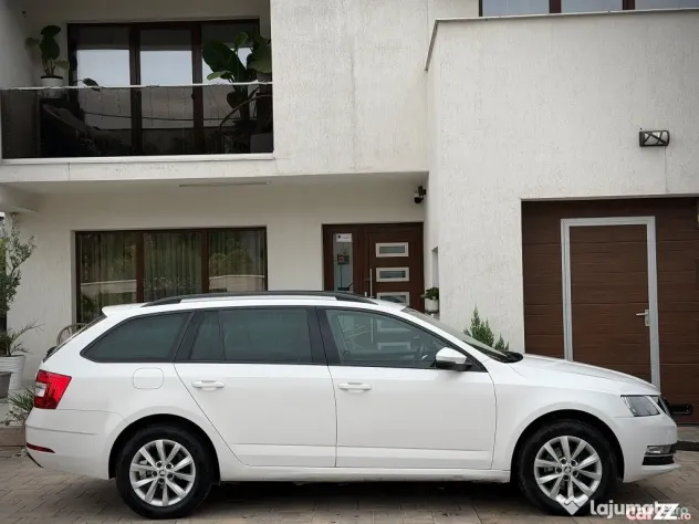 Skoda Octavia *Benzina*Automata - Pitesti (Arges)