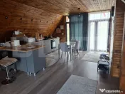 Casă A-Frame cu godpodarie completă și proprietate deoseb