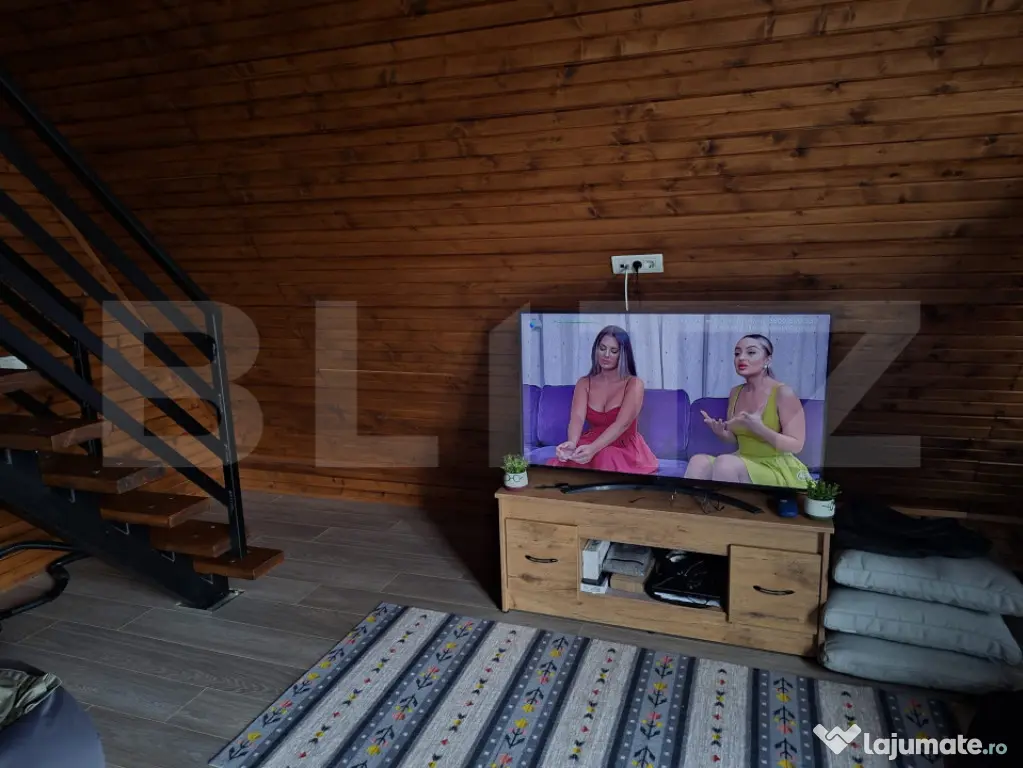 Casă A-Frame cu godpodarie completă și proprietate deoseb - Hotar (Bihor)