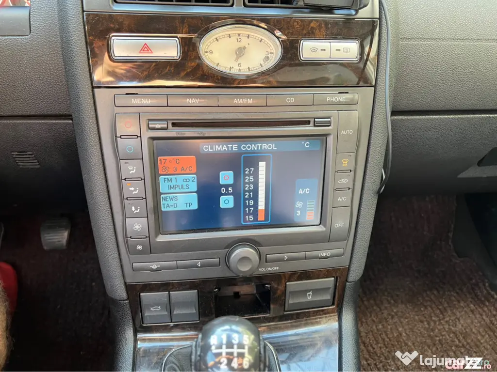 Ford Mondeo MK3 Masina de familie (GHIA) +iPhone gratuit - Bucuresti (Bucuresti-Ilfov)