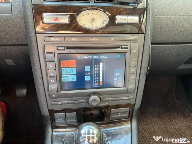 Ford Mondeo MK3 Masina de familie (GHIA) +iPhone gratuit - Bucuresti (Bucuresti-Ilfov)