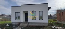 Casă individuală parter tip cub | 4 camere, 2 băi, încălzire în pardoseală