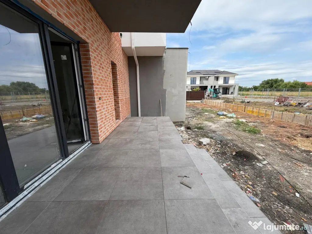 Triplex in Sacalaz | Finisaje premium | 3 camere | Asfalt | - Sacalaz (Timis)