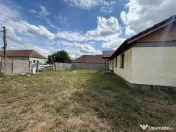 COMISION 0 | Individuala | 4 camere | 860 mp teren | Pozitie 