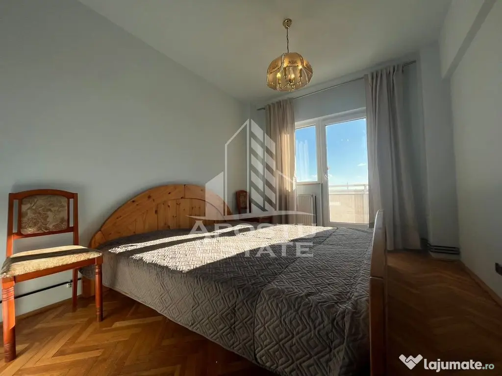 Apartament 4 camere, Malul Muresului - Arad (Arad)