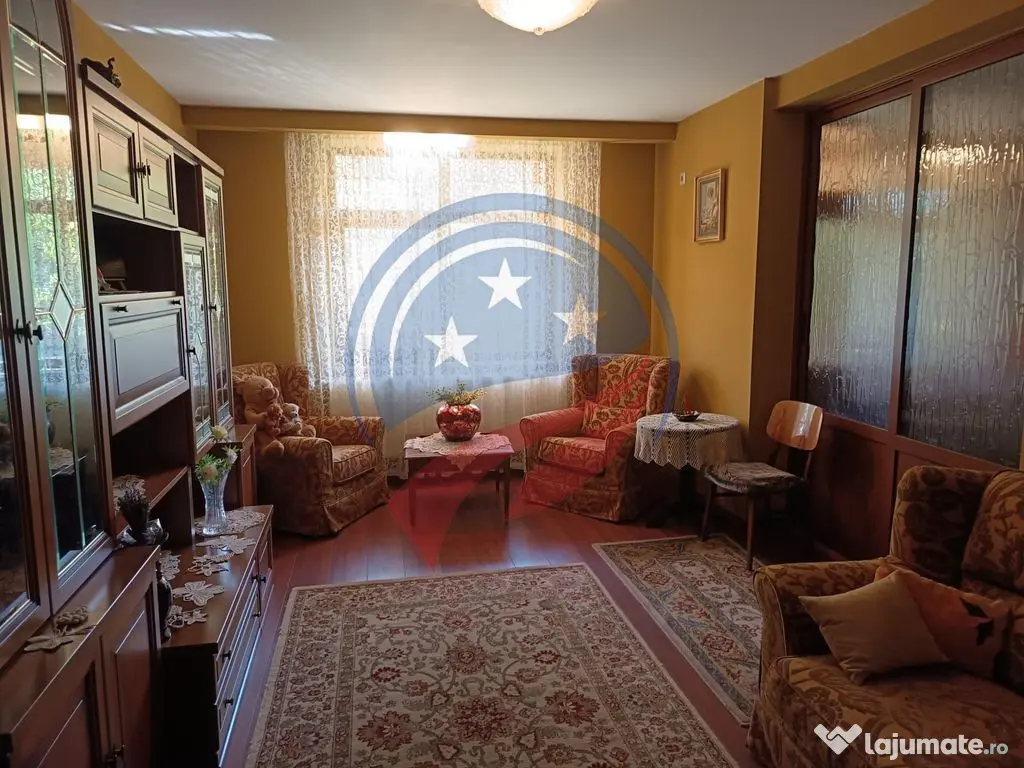 Proprietate de lux 7 camere, zona Muntenilor, 495 mp teren - Craiova (Dolj)
