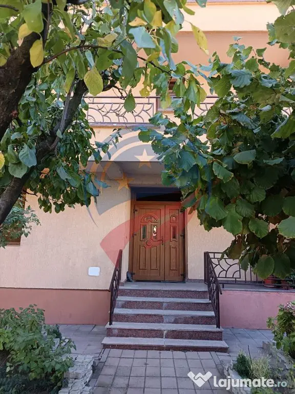 Proprietate de lux 7 camere, zona Muntenilor, 495 mp teren - Craiova (Dolj)