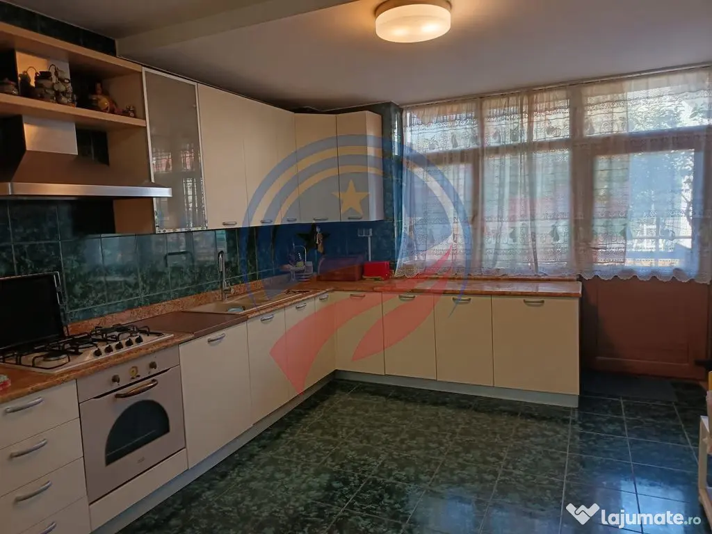 Proprietate de lux 7 camere, zona Muntenilor, 495 mp teren - Craiova (Dolj)