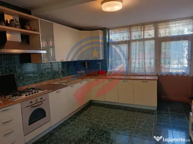 Proprietate de lux 7 camere, zona Muntenilor, 495 mp teren - Craiova (Dolj)
