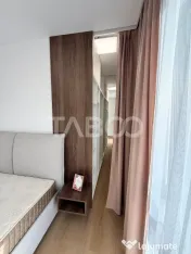 Apartament de vanzare cu 3 camere la cheie cu parcare in Flo 