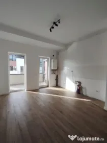Bloc nou, 2 camere, centrală proprie și parcare inclusă
