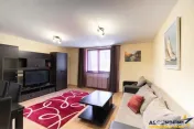 Apartament cu 3 camere, zona 7 Noiembrie