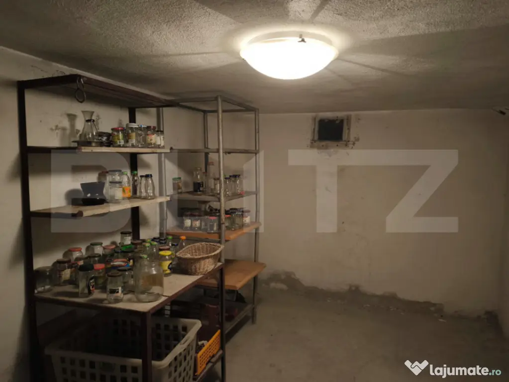 Casa 250 mp utili, 1450 mp teren, zona Balta Verde - Craiova (Dolj)