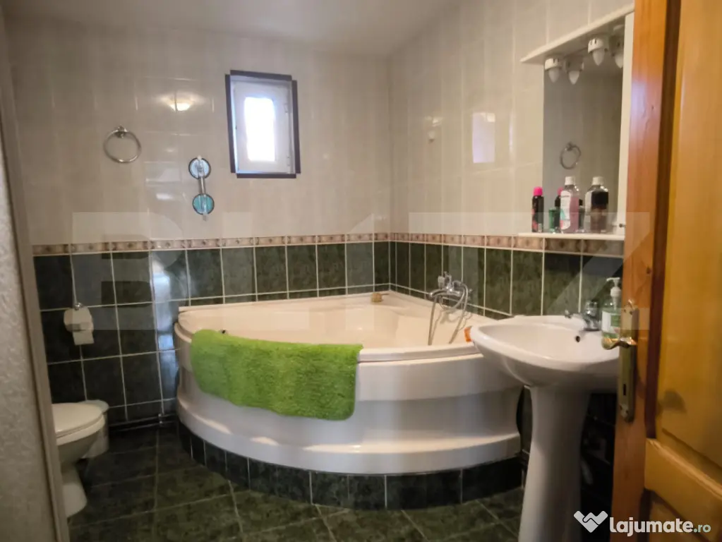 Casă de închiriat, 252 mp, zona Exterior Sud - Craiova (Dolj)