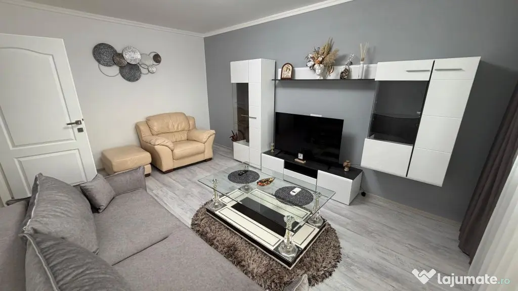2 CAMERE , APARTAMENT DECOMANDAT , MOBILAT SI UTILAT - Constanta (Constanta)