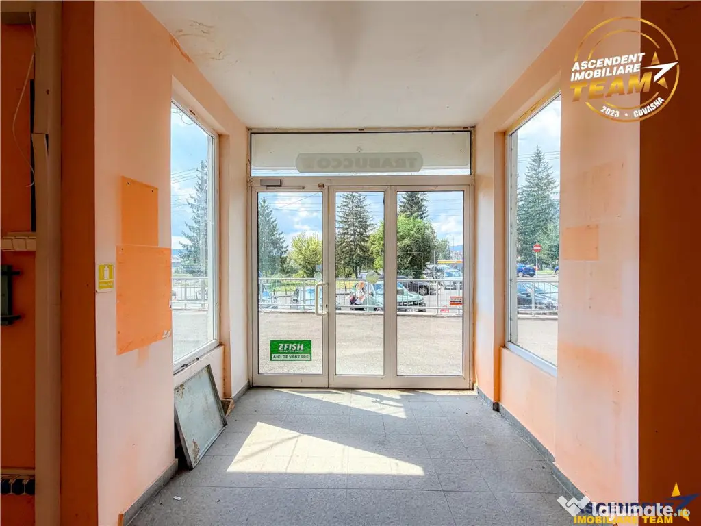 Spatiu comercial 128 mp, vitrinat, vad comercial format, acc - Sfantu Gheorghe (Covasna)
