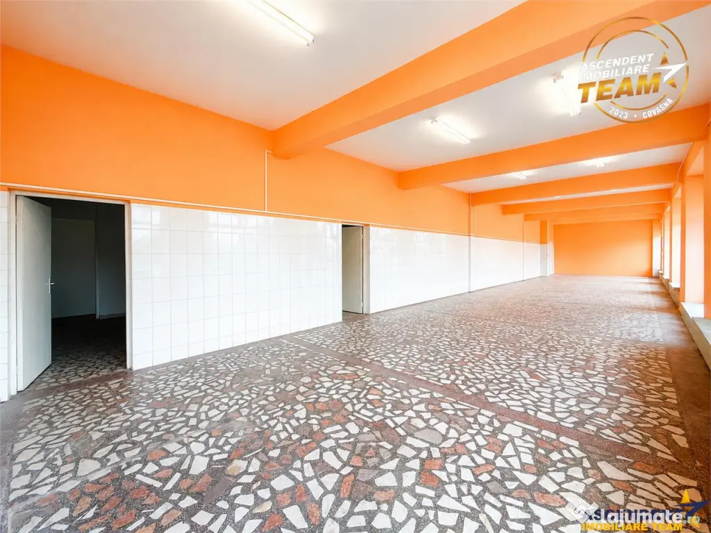 Spatiu comercial 128 mp, vitrinat, vad comercial format, acc - Sfantu Gheorghe (Covasna)