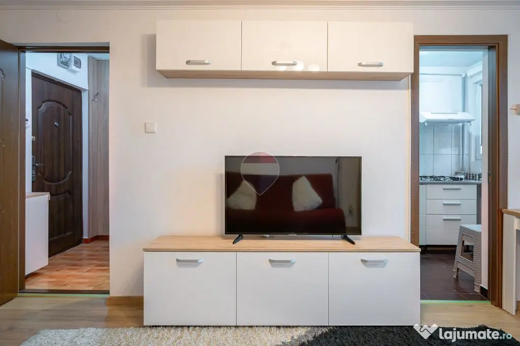 De inchiriat garsonieră mobilată și utilată cu finisaje moderne - Brasov (Brasov)